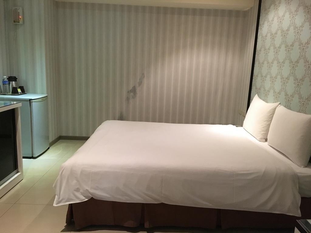 Daylight Hotel Джунхъ Екстериор снимка