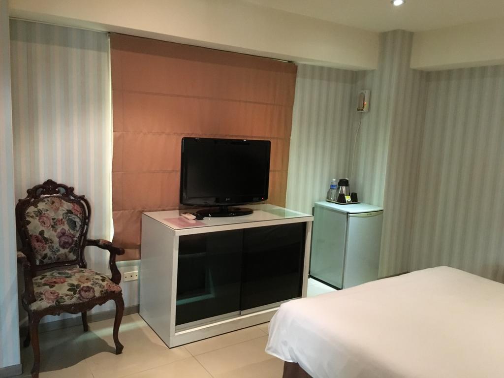 Daylight Hotel Джунхъ Екстериор снимка